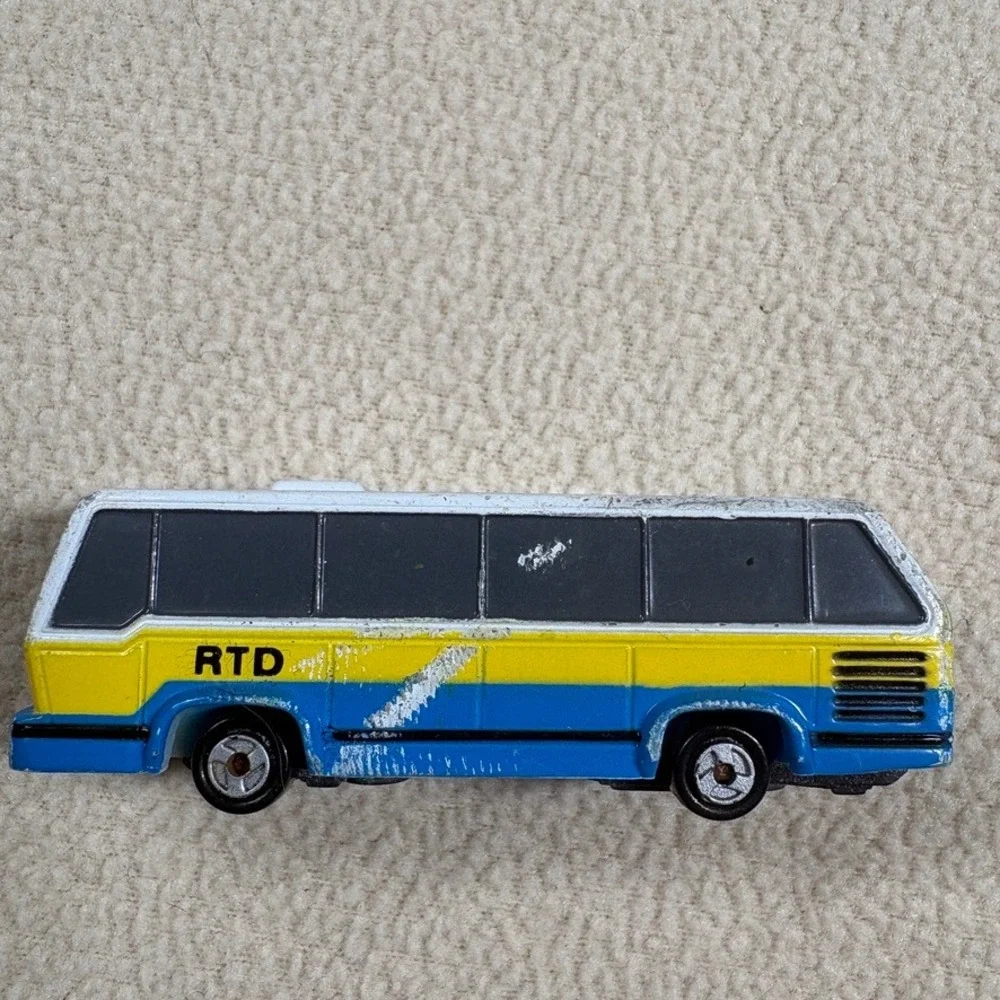 Vintage Galoob Micro Machines Public Transportation Bus RTD Collectible‎
